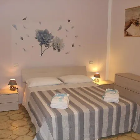 Casa Lucidi גרוטמארה